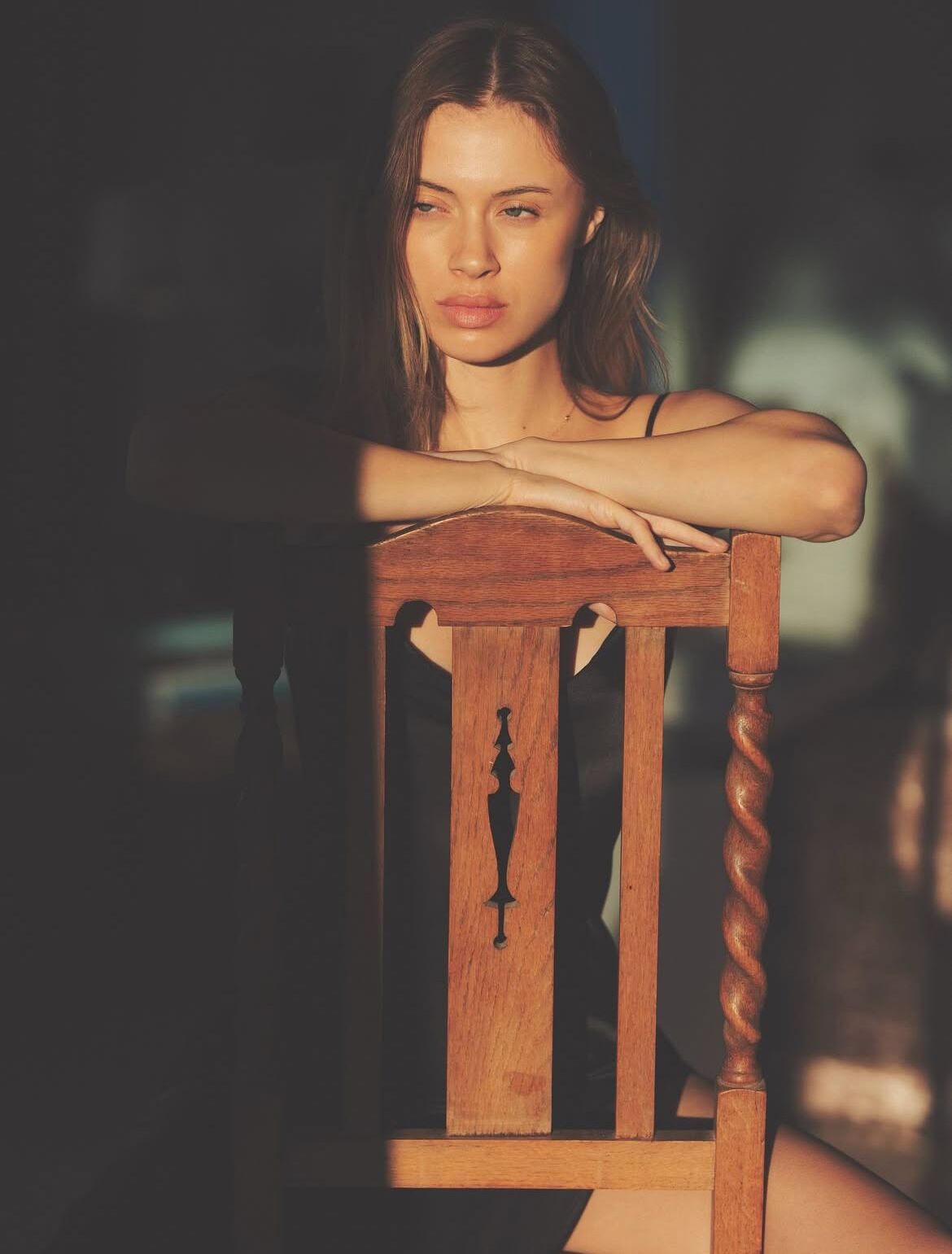Bella Cirnski | Model Agency London