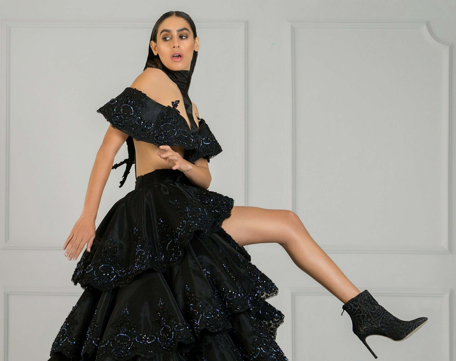 Why Contemporary Fashion Models in the UK Shape Brand Identity